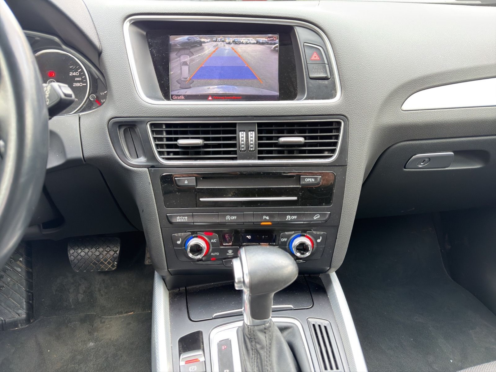 Audi Q5 2.0 TDI Quattro+Pano+R*Cam+Navi+B&O foto 8