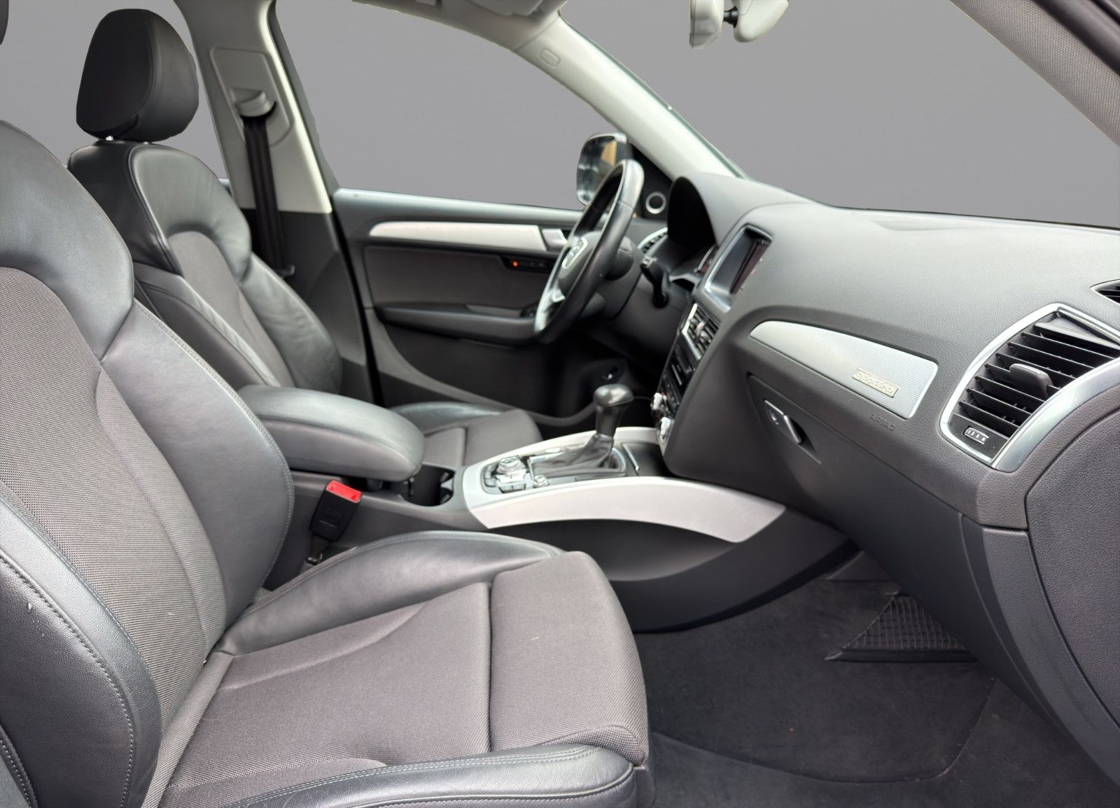 Audi Q5 2.0 TDI Quattro+Pano+R*Cam+Navi+B&O foto 10