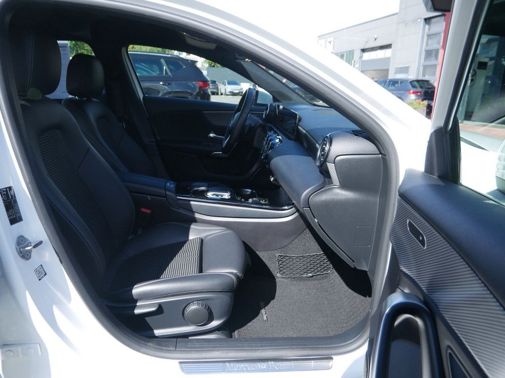 Mercedes-Benz A 220 Progressive SHZ PTS NAVI LED MBUX VOLL-LED foto 2