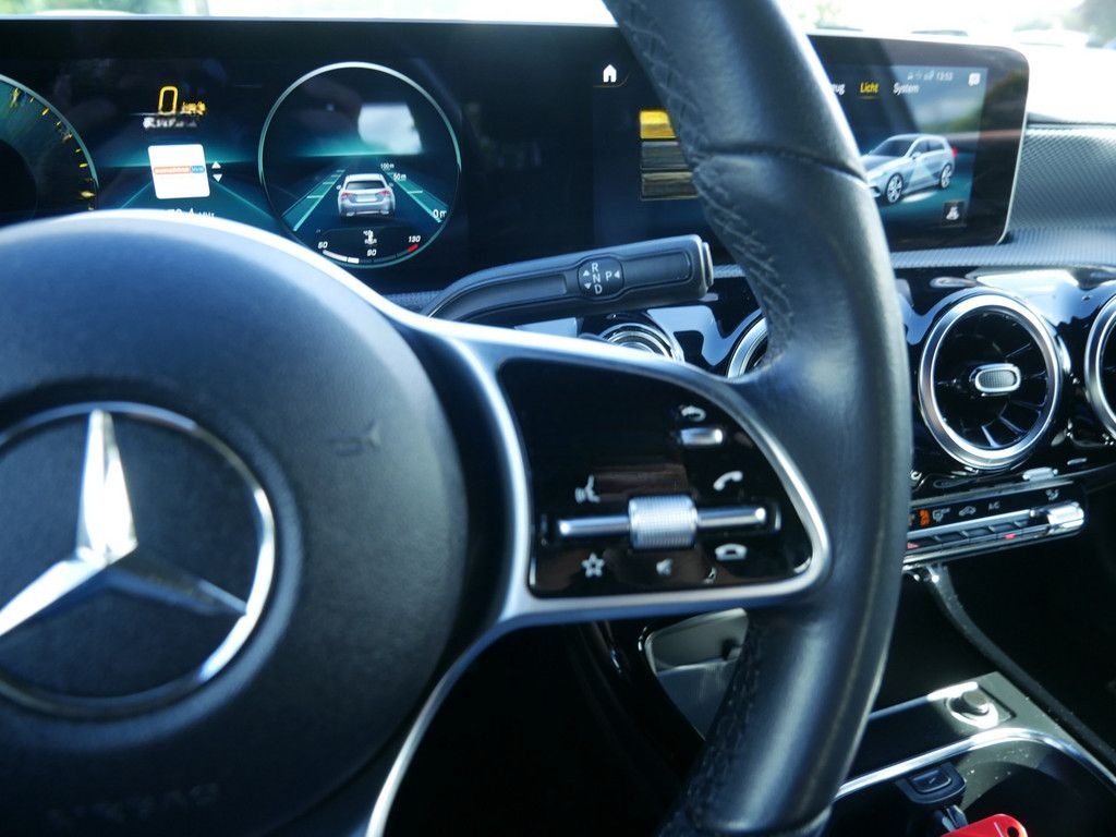 Mercedes-Benz A 220 Progressive SHZ PTS NAVI LED MBUX VOLL-LED foto 15