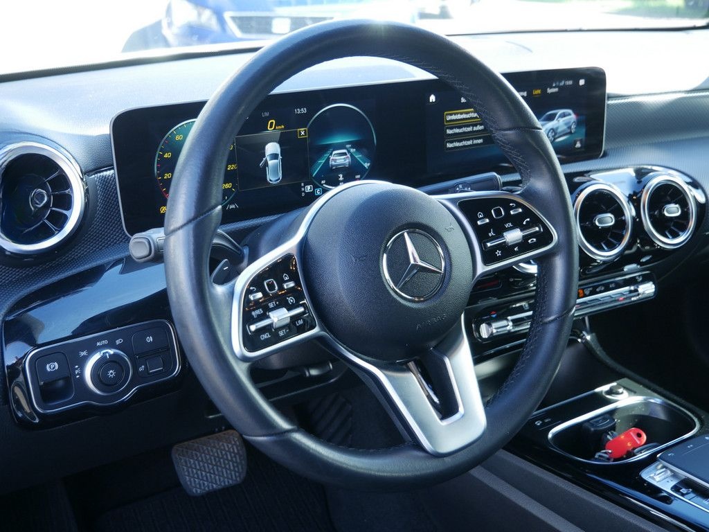 Mercedes-Benz A 220 Progressive SHZ PTS NAVI LED MBUX VOLL-LED foto 19