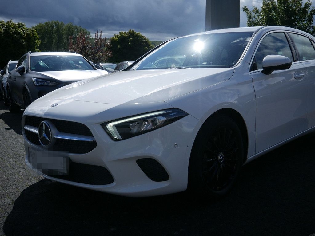 Mercedes-Benz A 220 Progressive SHZ PTS NAVI LED MBUX VOLL-LED foto 23