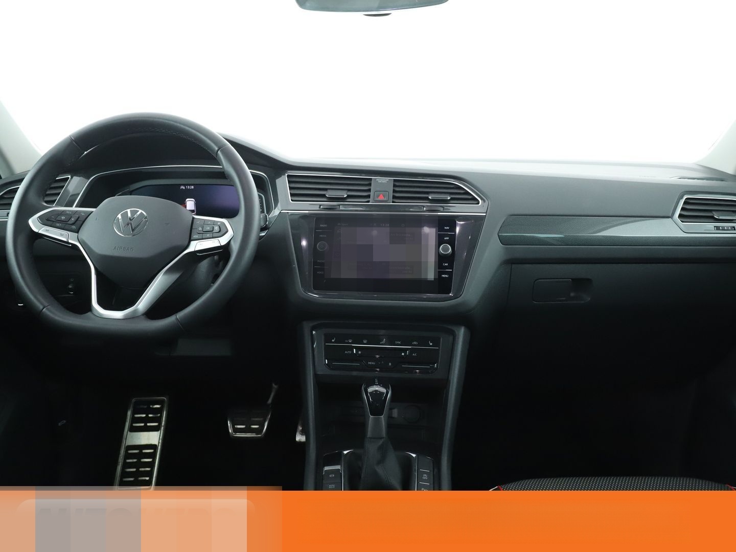 Volkswagen Tiguan 2.0 TDI Urban Sport 4Motion Aut.*NAVI*HUD foto 12