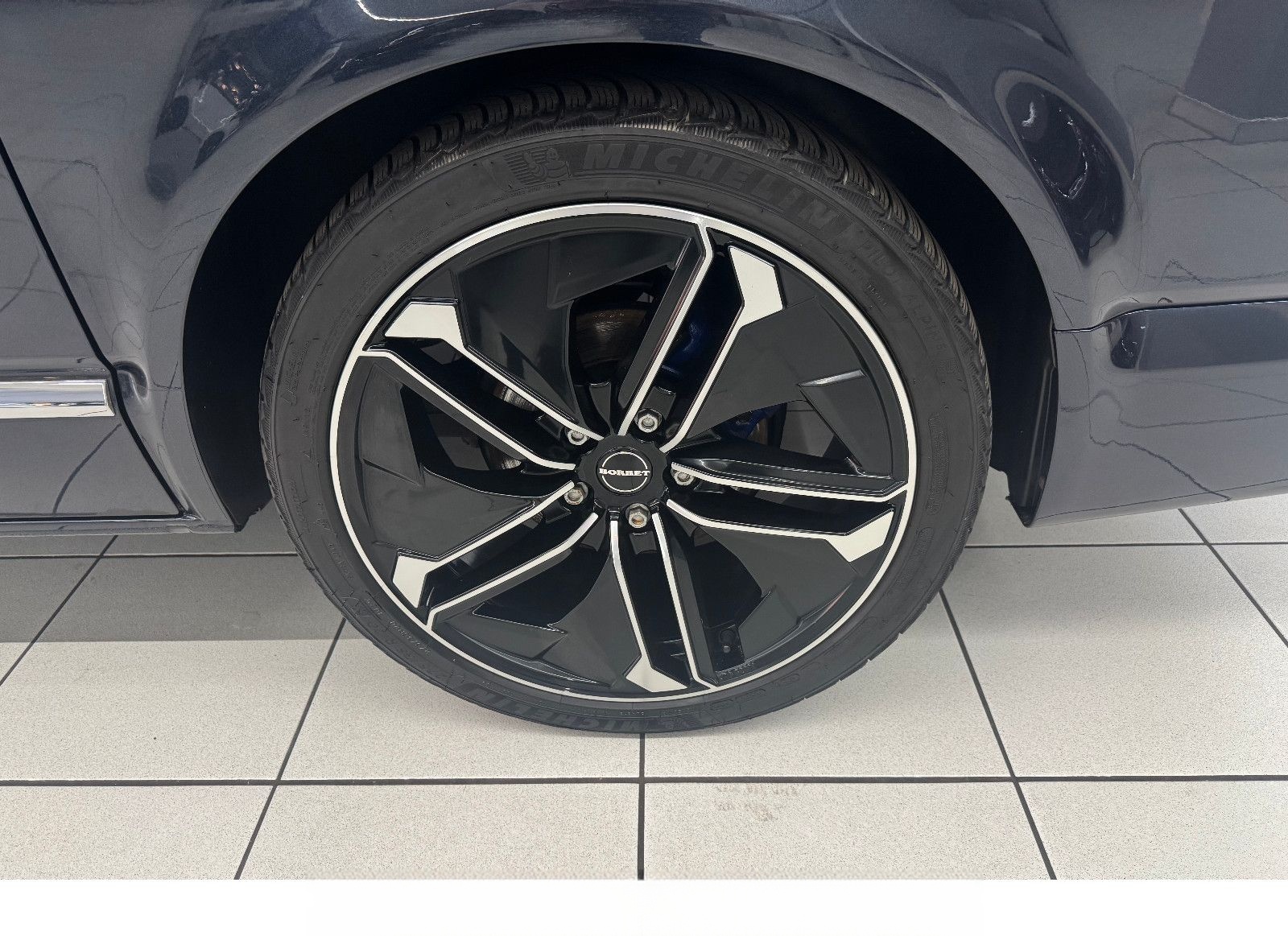 Volkswagen T6 Multivan 70 Jahre Bulli ACC Navi Kamera AHK foto 17
