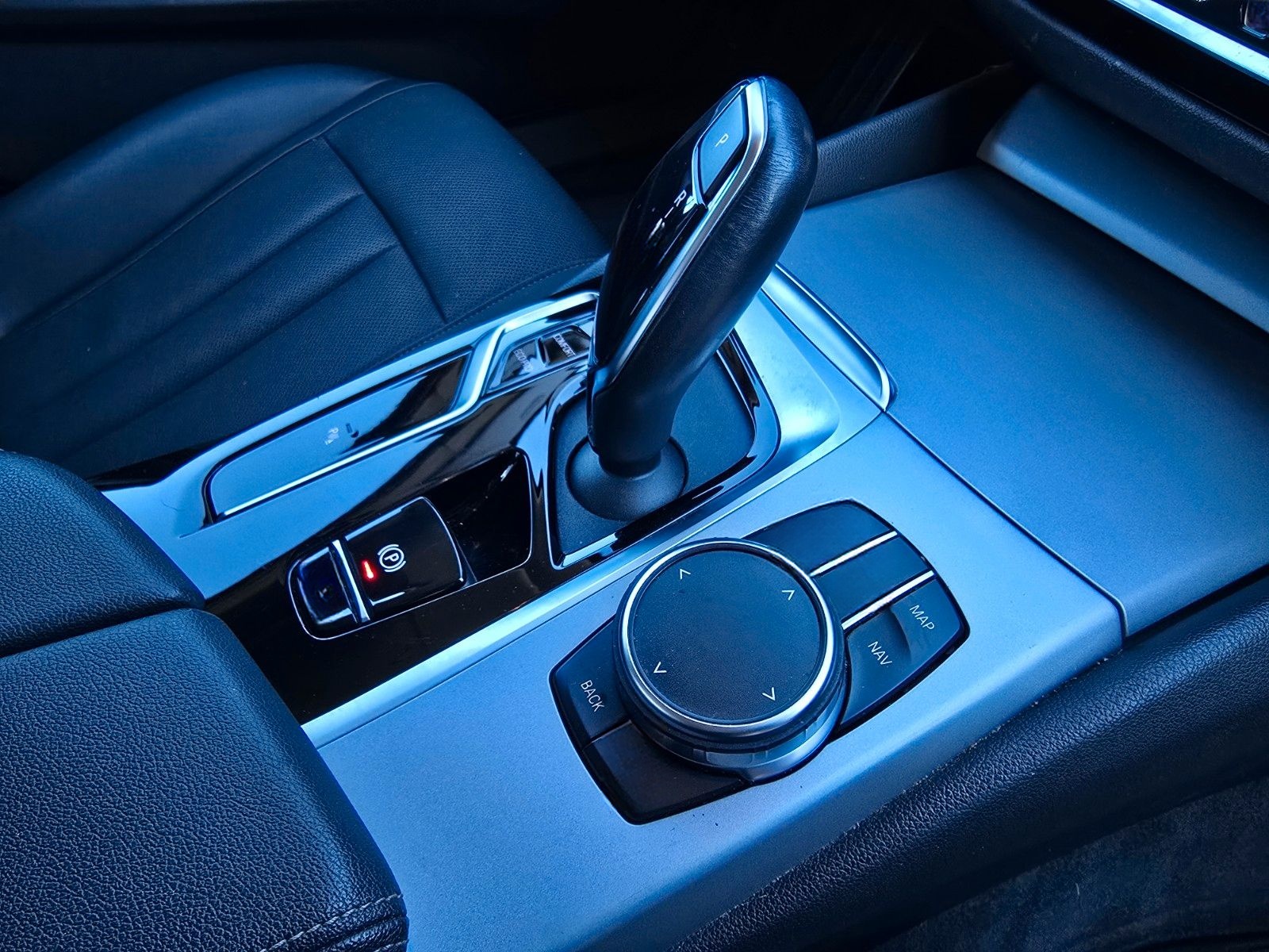 BMW 520 d Limousine*AUT*LIVE*NAVI*LEDER*LED*ALU*SHZ* foto 18
