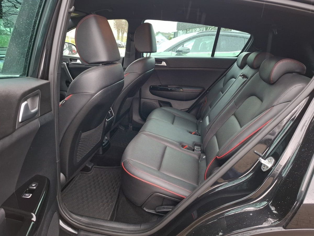 Kia Sportage 1.6 T-GDI DCT AWD GT Line NAVI LED foto 7