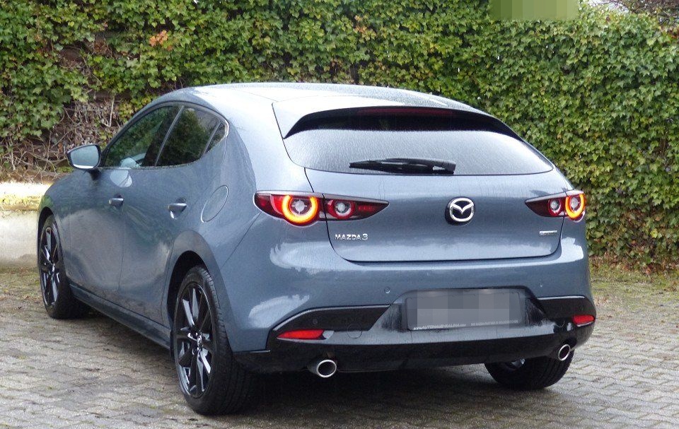 Mazda 3 SKYACTIV-G 140PS Automatik HOMURA + GANZJAHRES foto 5