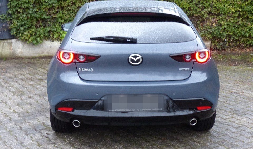 Mazda 3 SKYACTIV-G 140PS Automatik HOMURA + GANZJAHRES foto 6