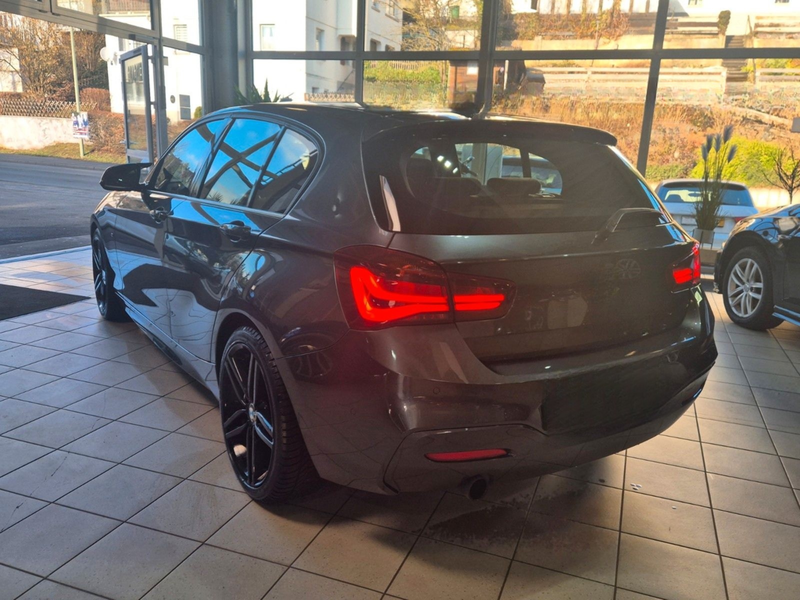 BMW 118 iA Edition M Sport Shadow/LED/Harman-Kar. foto 4