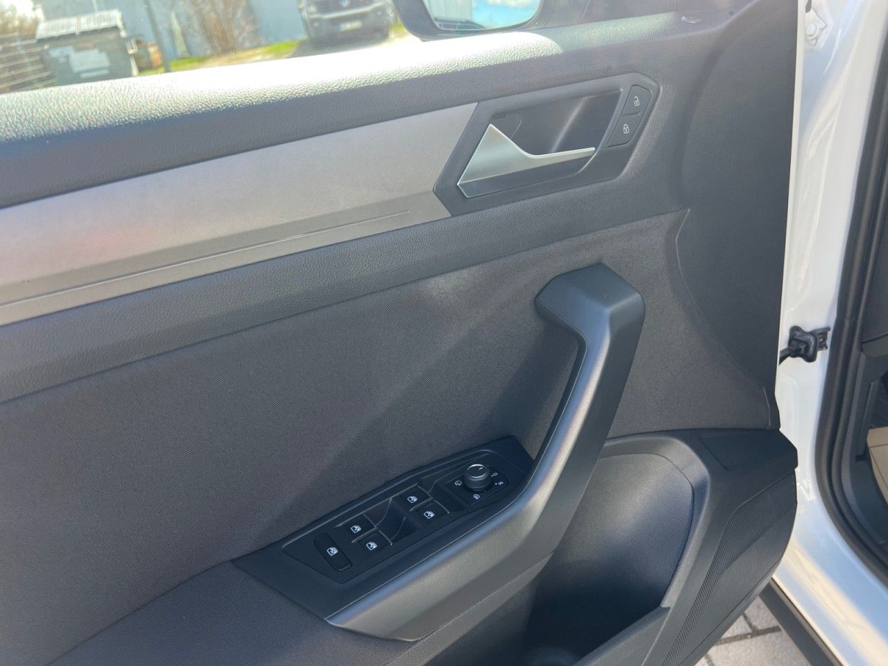 Volkswagen T-Roc 2.0 TDI Style Klima Navi Rückfahrkamera foto 11