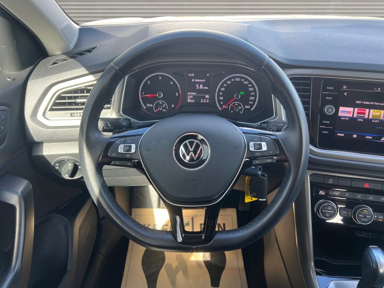 Volkswagen T-Roc 2.0 TDI Style Klima Navi Rückfahrkamera foto 13