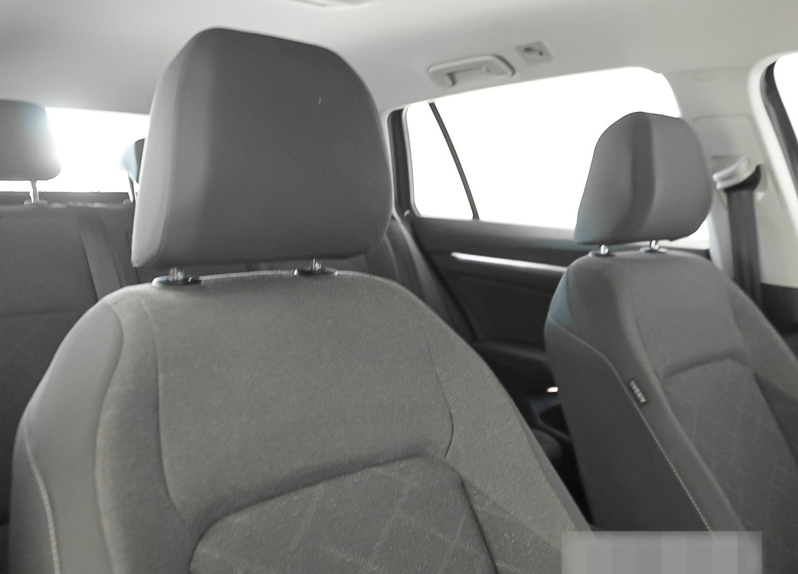 Volkswagen Golf VIII Variant Life 1.5 TSI LED Navi ParkPilo foto 14