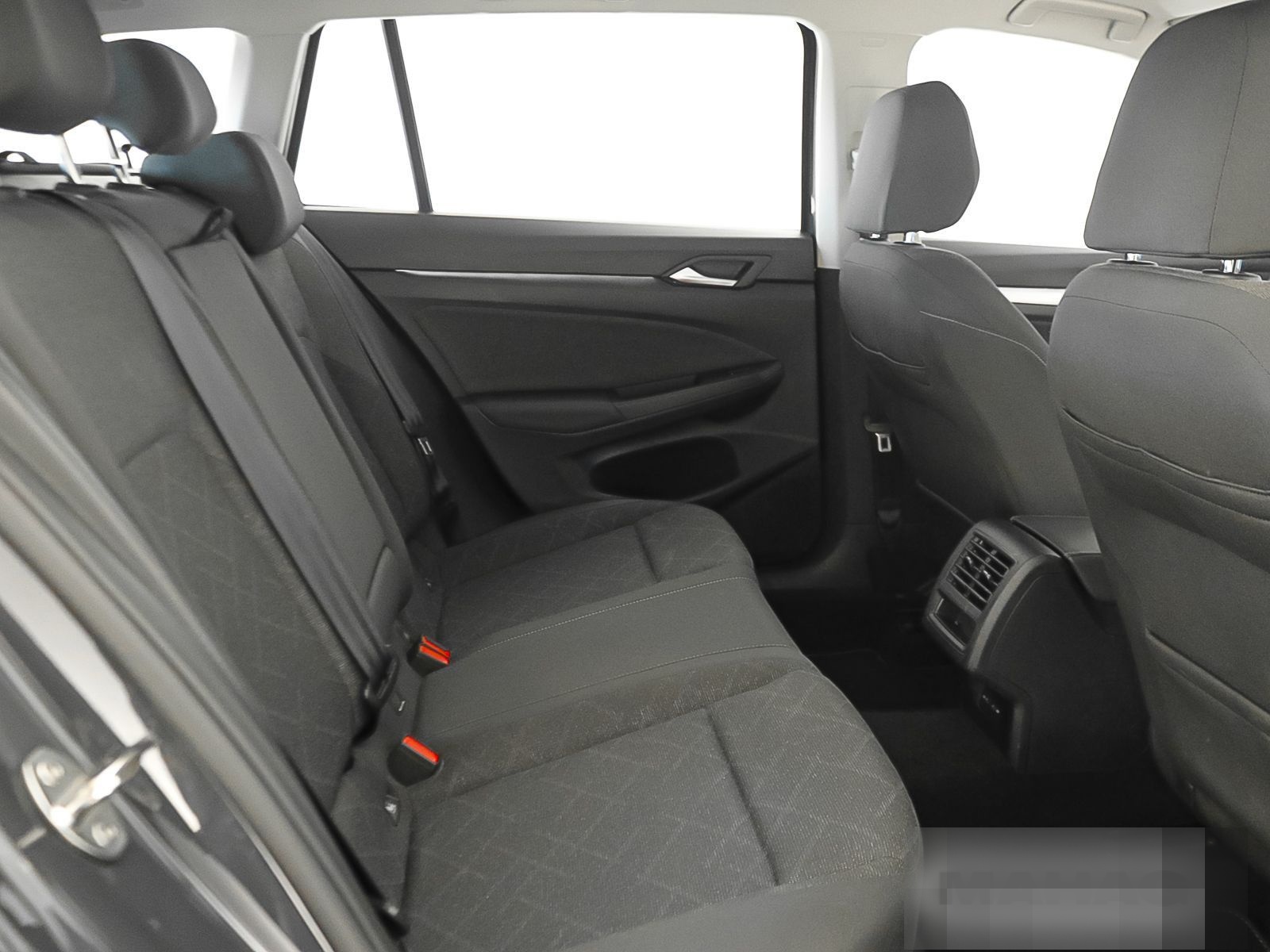 Volkswagen Golf VIII Variant Life 1.5 TSI LED Navi ParkPilo foto 15