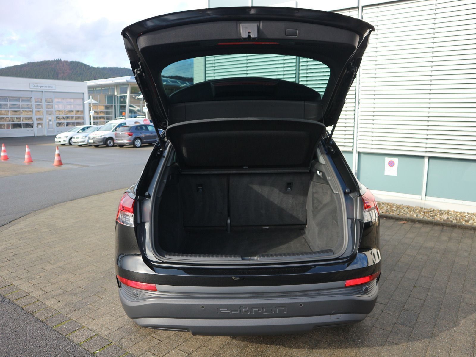 Audi Q4 45 e-tron quattro 0,25%*WÄRMEPUMPE*HUD*STANDK foto 21