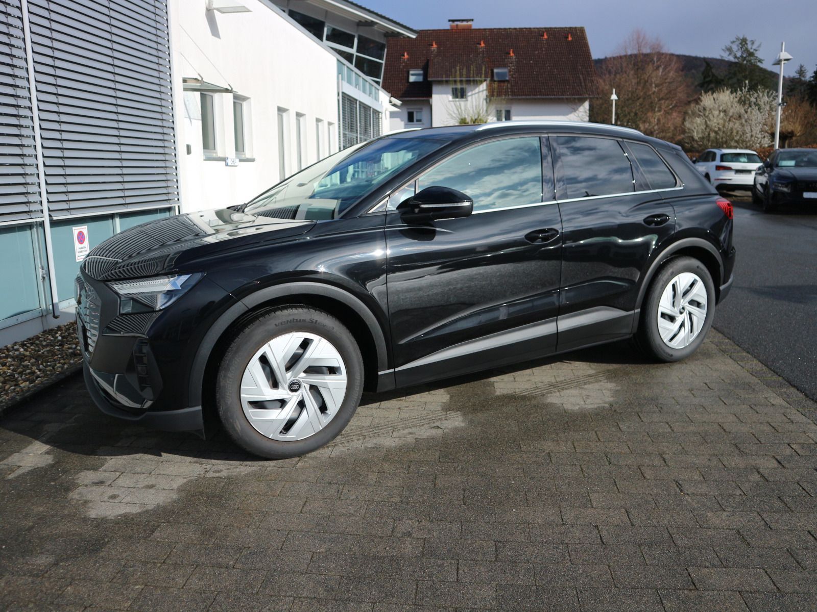 Audi Q4 45 e-tron quattro 0,25%*WÄRMEPUMPE*HUD*STANDK foto 5