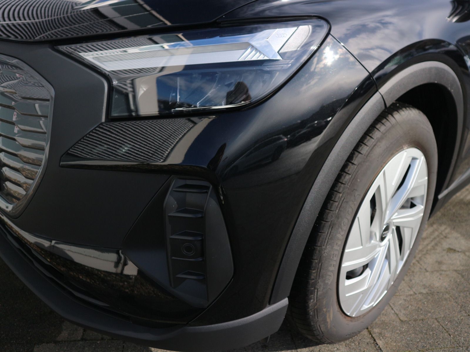 Audi Q4 45 e-tron quattro 0,25%*WÄRMEPUMPE*HUD*STANDK foto 6