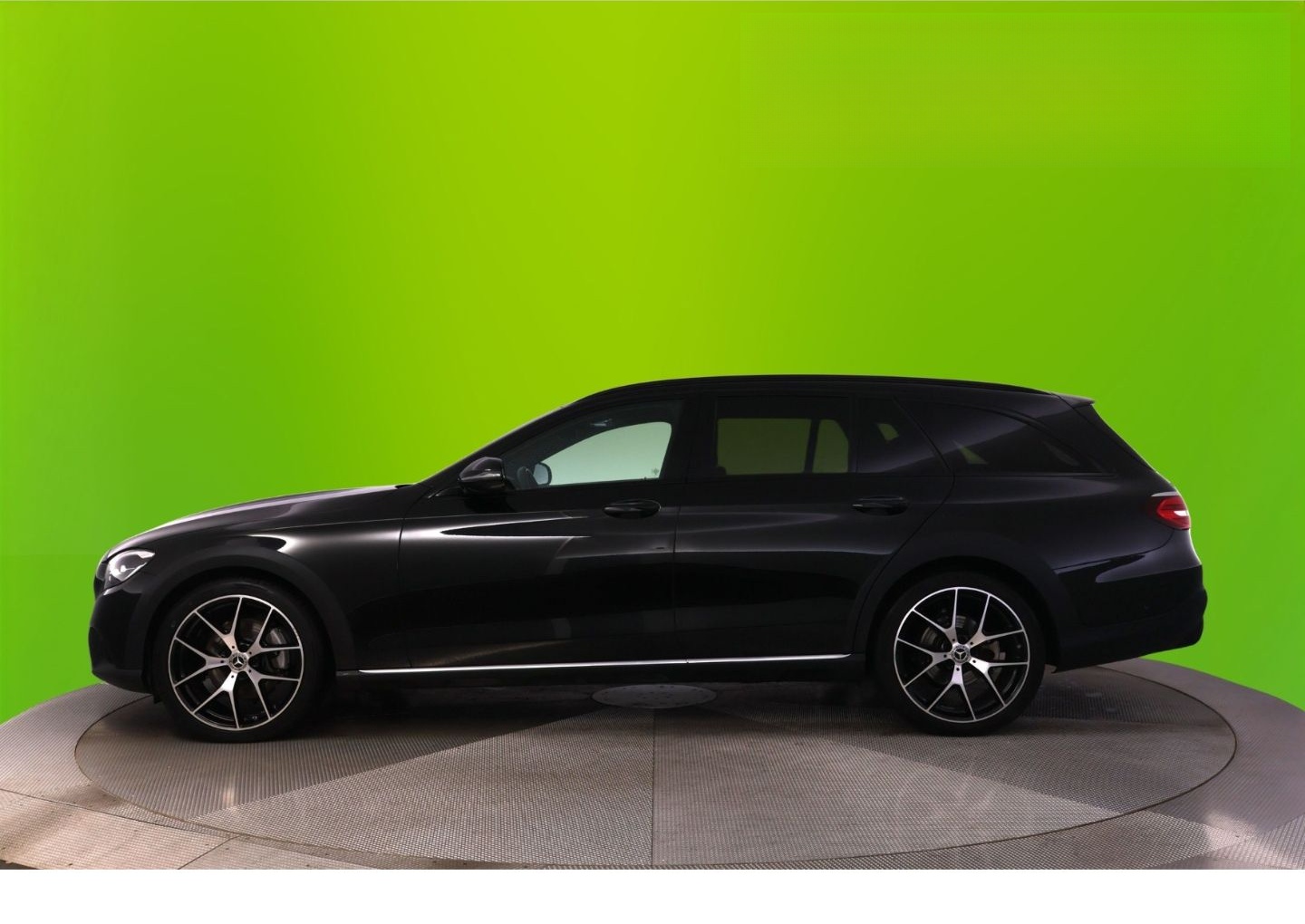 Mercedes-Benz E 220 d 4Matic T 9G  All-Terrain+NAVI+AHK+PANO foto 6