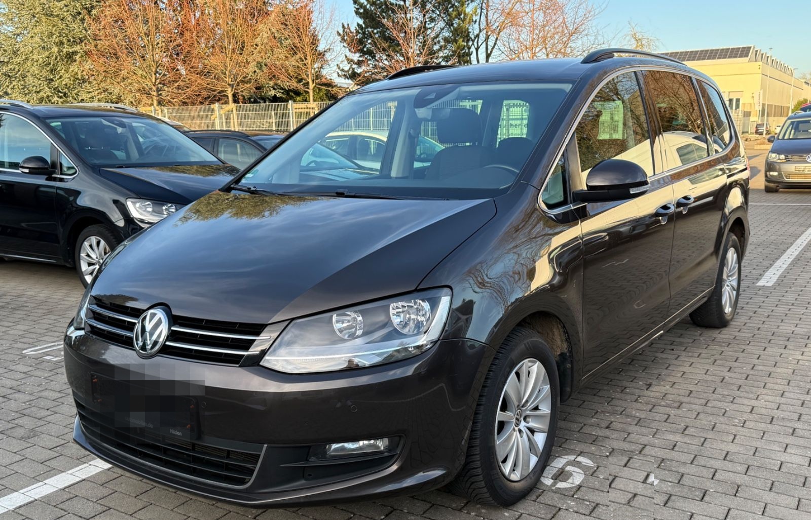 Volkswagen Sharan 2.0 TDI*DSG*7-Sitz*Temp*SHZ*PDC*CarPlay foto 2