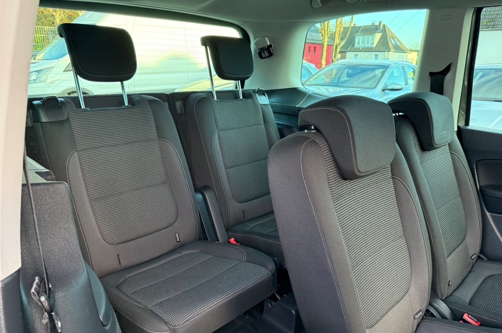 Volkswagen Sharan 2.0 TDI*DSG*7-Sitz*Temp*SHZ*PDC*CarPlay foto 14