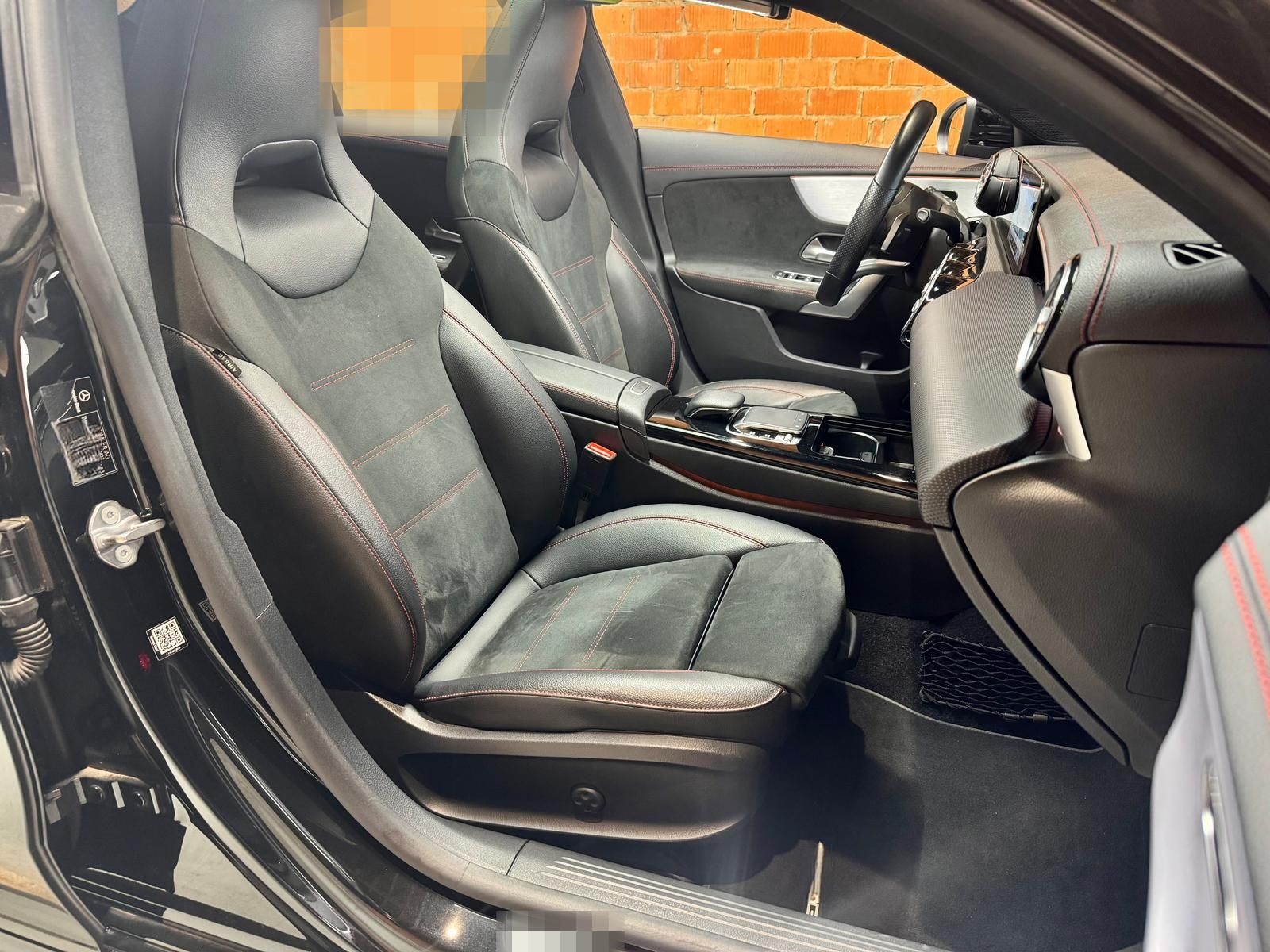 Mercedes-Benz CLA 200 d 2.0 CDI+AMG+PANO+VIRTEULL+KEYLESS+360° foto 14