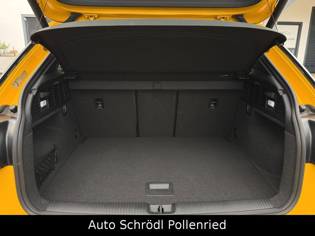 Audi Q2 sport 35 TFSI S line, AHK, B&O, ACC, LED, DAB foto 17