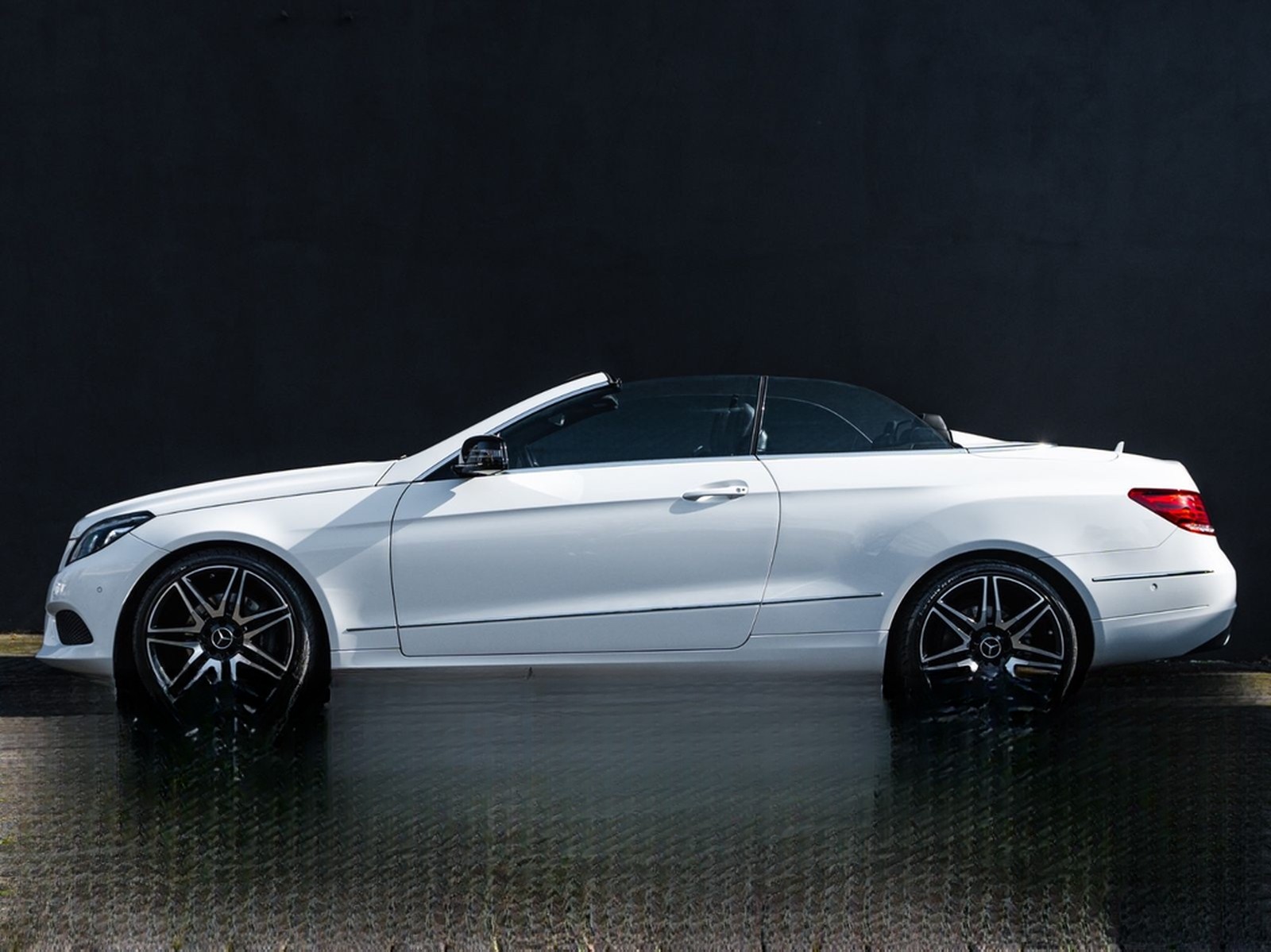 Mercedes-Benz E 200 Cabriolet SPORTPAKET AIRSCARF AMG ALU foto 12