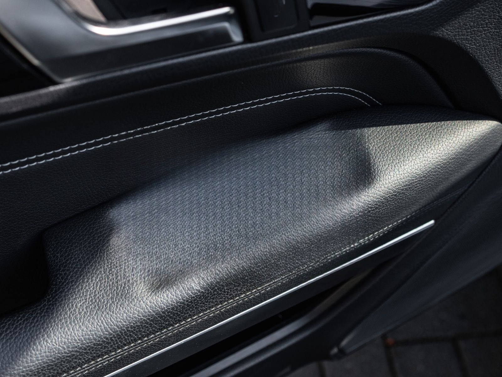 Mercedes-Benz E 200 Cabriolet SPORTPAKET AIRSCARF AMG ALU foto 36