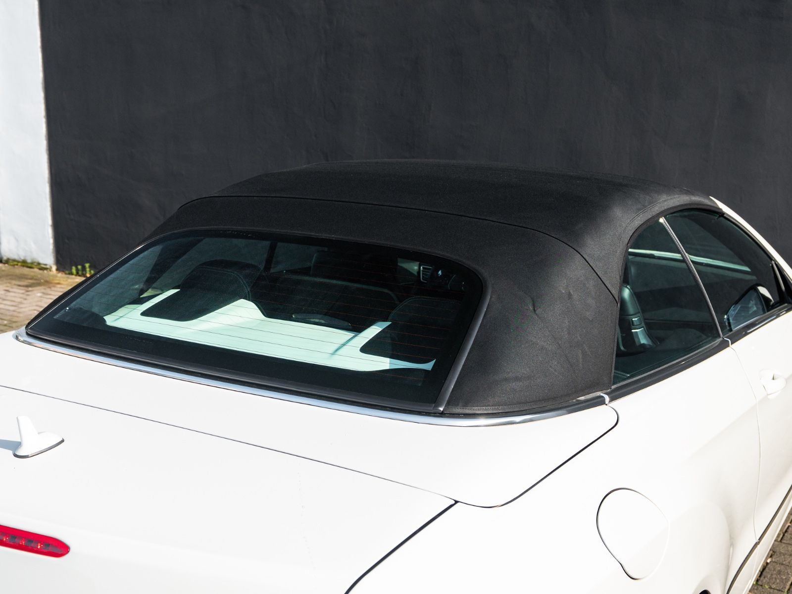 Mercedes-Benz E 200 Cabriolet SPORTPAKET AIRSCARF AMG ALU foto 5