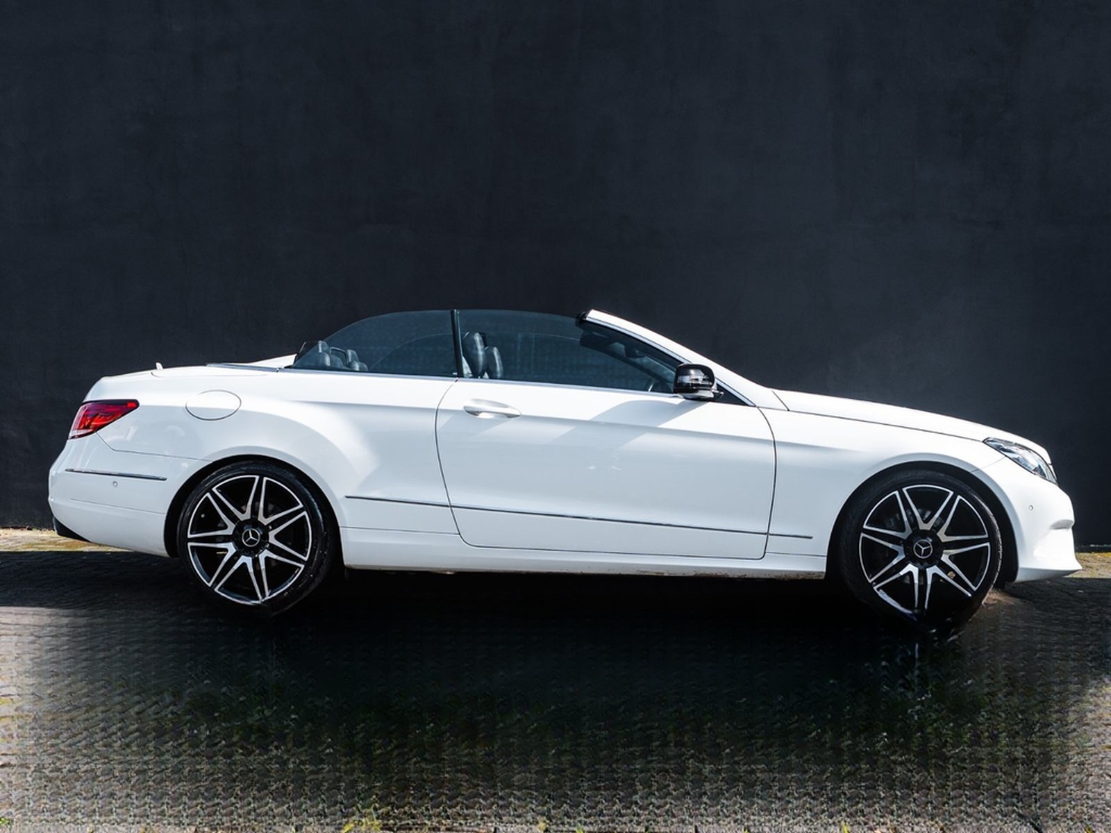 Mercedes-Benz E 200 Cabriolet SPORTPAKET AIRSCARF AMG ALU foto 10