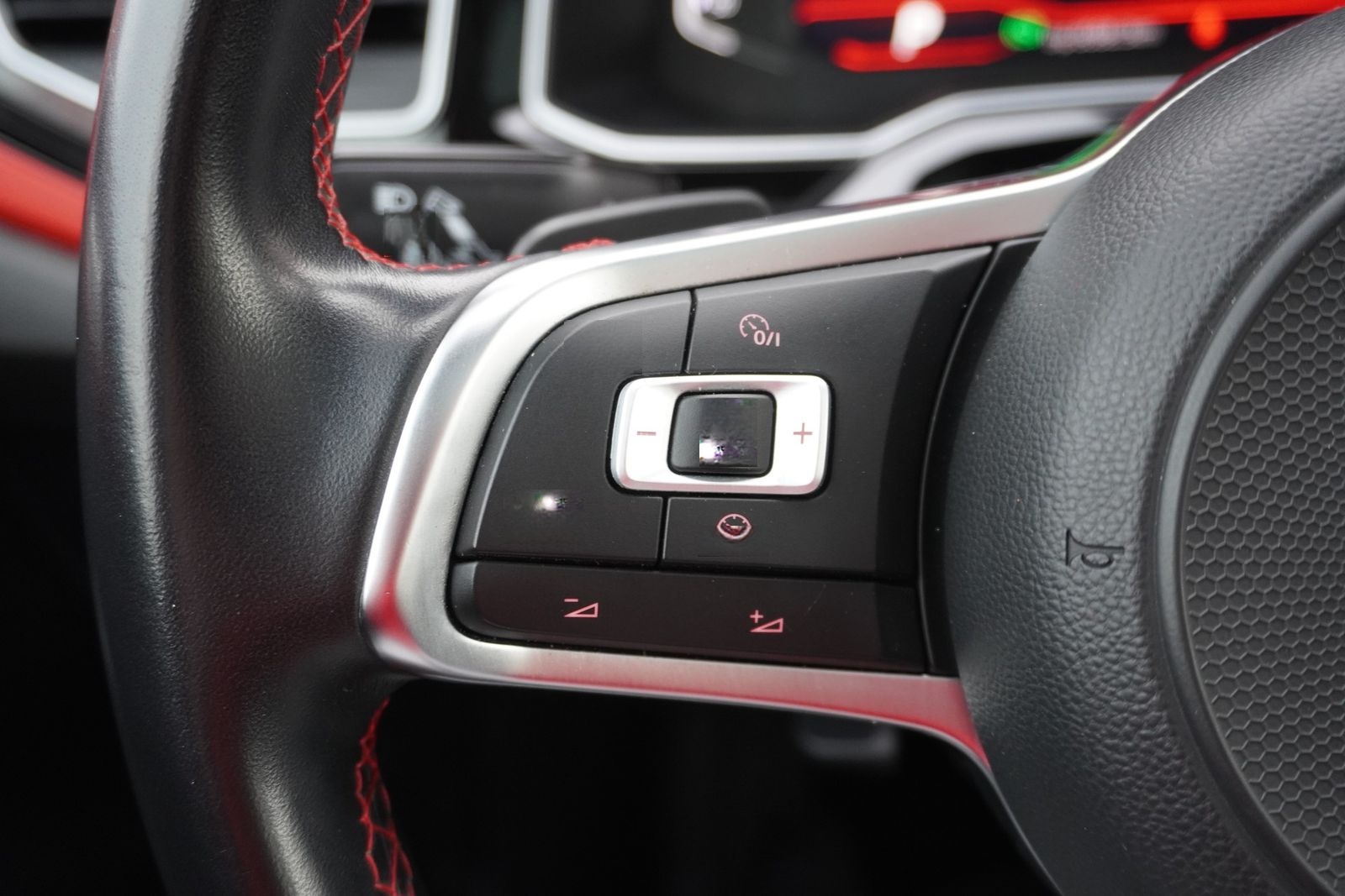 Volkswagen Polo 2.0 TSI DSG GTI LED Virtual Cockpit ACC foto 16