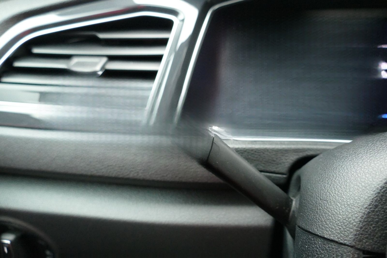 Volkswagen T-Roc 1.5 16V TSI Basis LED Navi Tempomat foto 11