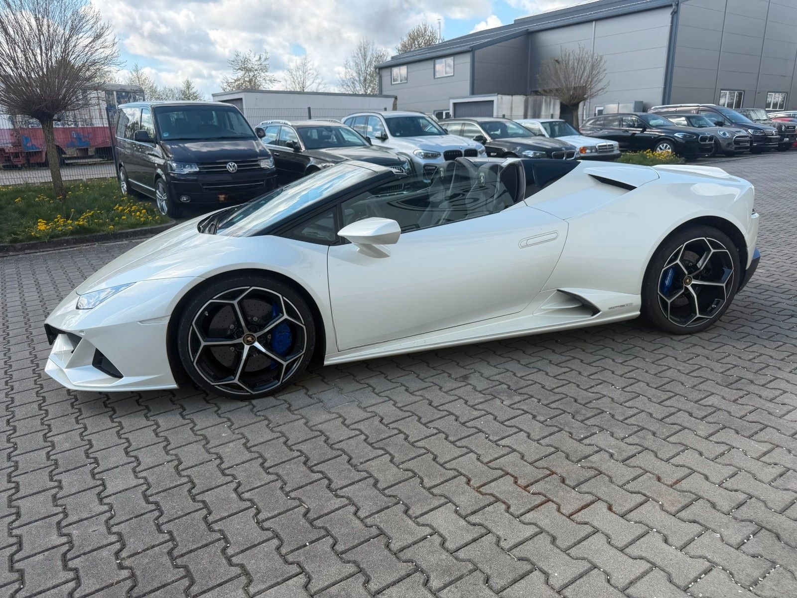 Lamborghini Huracán EVO Spyder AWD Balloon White*LIFT*Garant foto 15