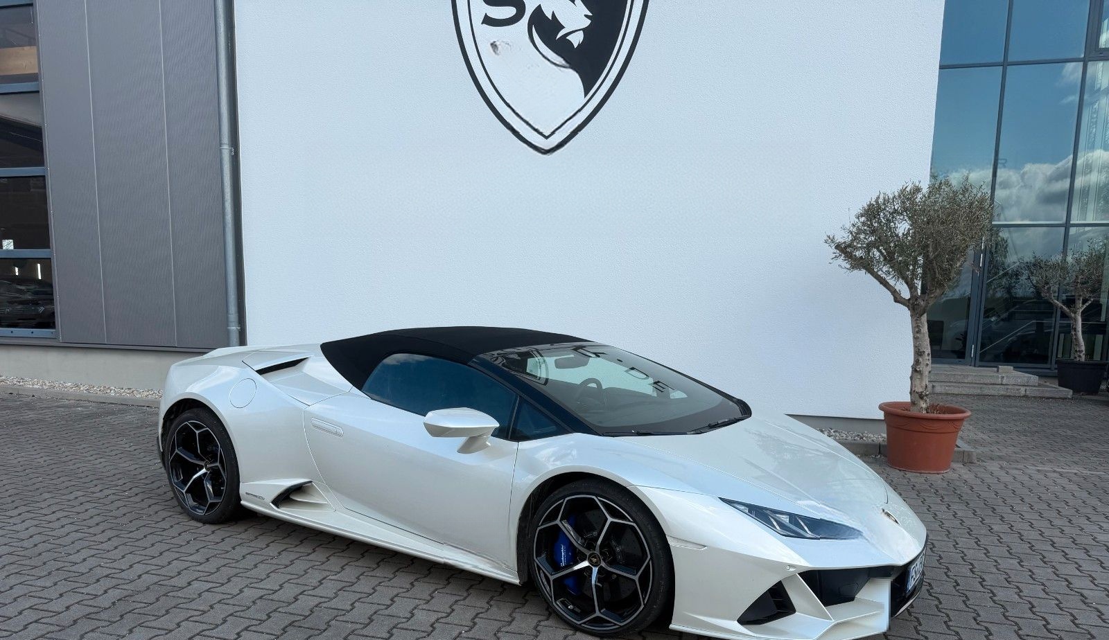 Lamborghini Huracán EVO Spyder AWD Balloon White*LIFT*Garant foto 19