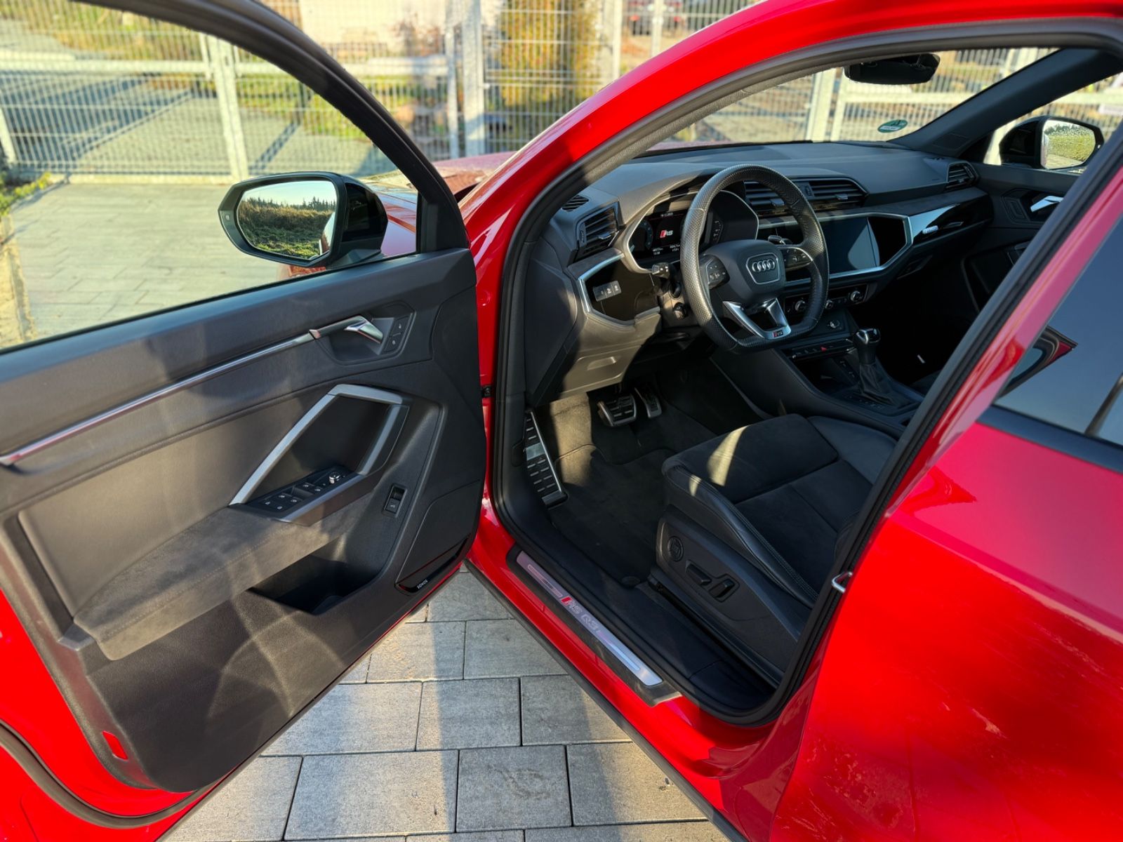 Audi RSQ3 2.5 TFSI Quattro 1.Hand Garantie 02.2027 foto 11