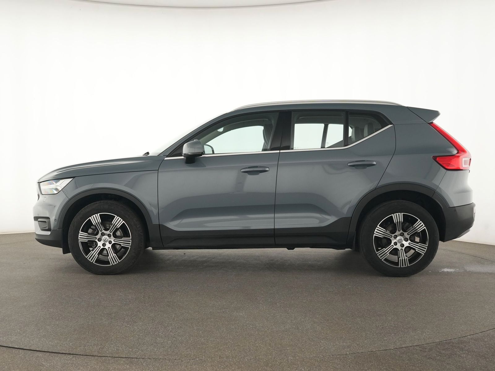 Volvo XC40 Inscription 360°|LED|Kessy|CarPlay|Navi|SHZ foto 10