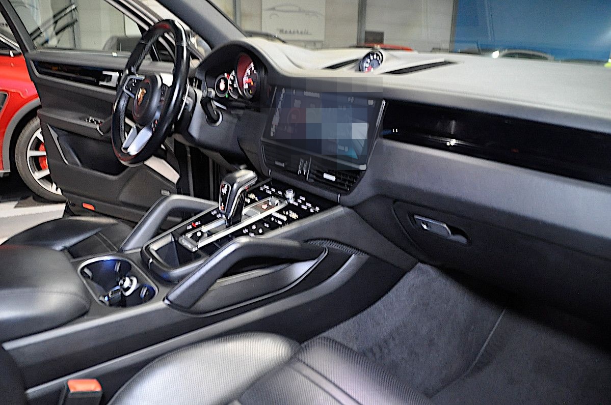 Porsche Cayenne 2.9 V6 S Tiptronic-SPORT CHRONO PLUS- foto 2