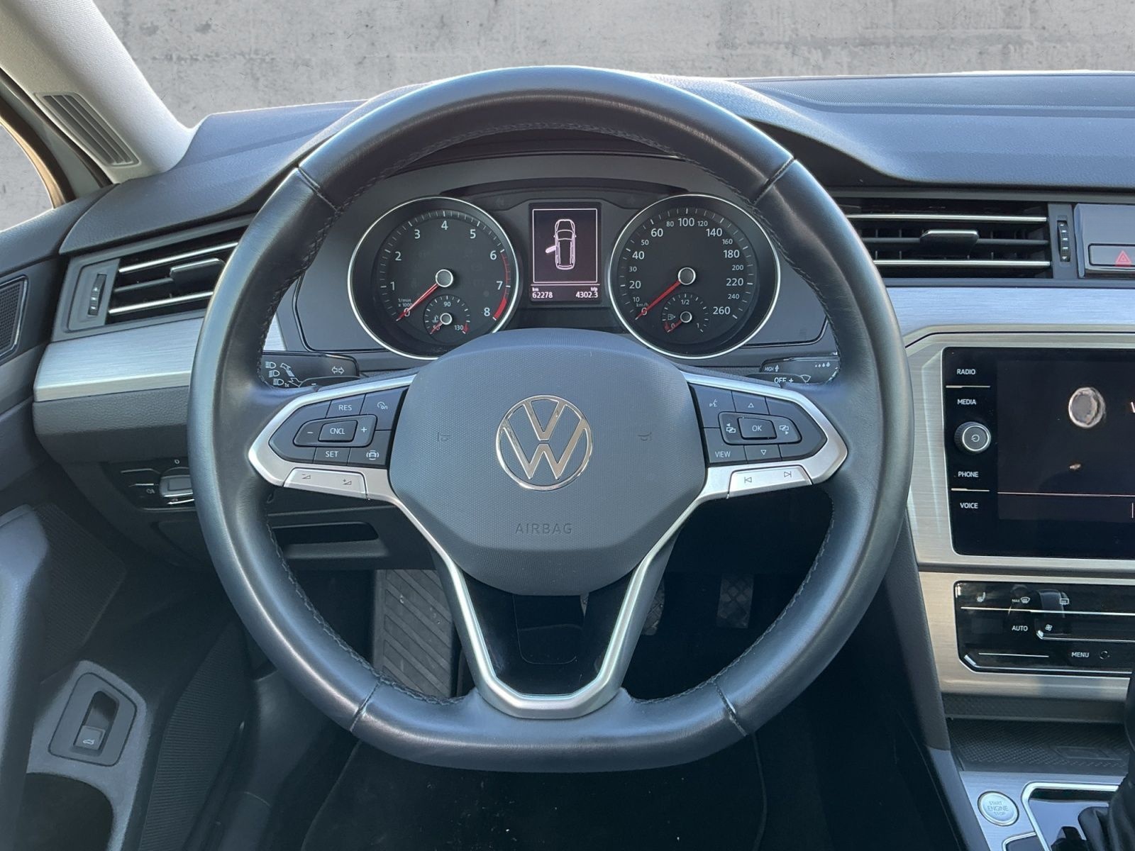 Volkswagen Passat Variant 1.5 TSI DSG LED+NAVI+ACC+SHZ+DAB foto 10