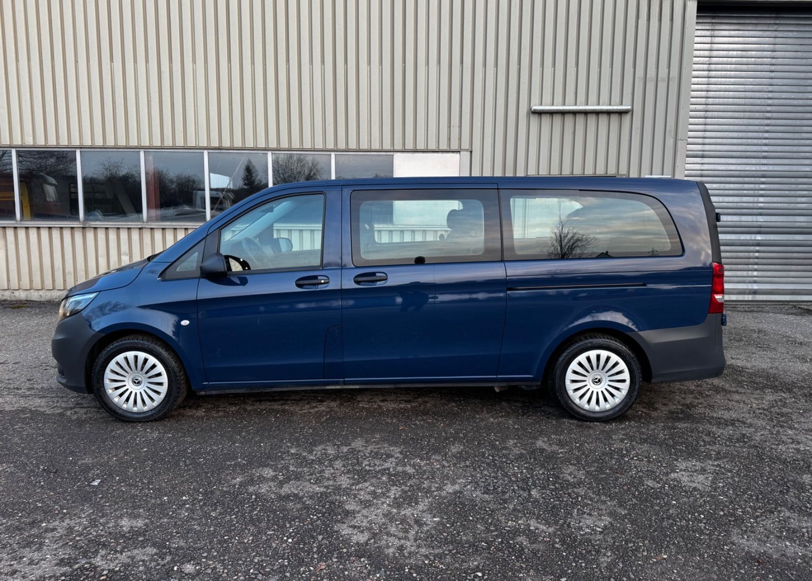 Mercedes-Benz Vito Tourer 114 CDI Pro extralang NAVI CAM Aut. foto 2