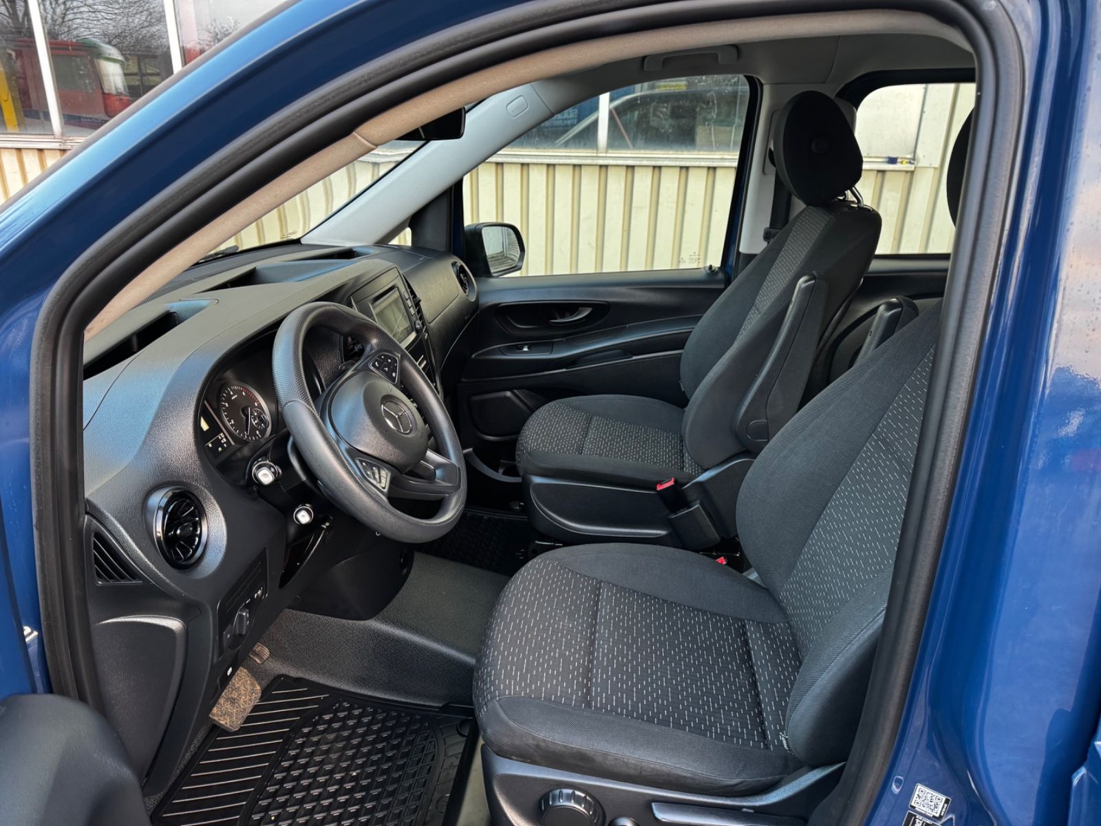 Mercedes-Benz Vito Tourer 114 CDI Pro extralang NAVI CAM Aut. foto 11