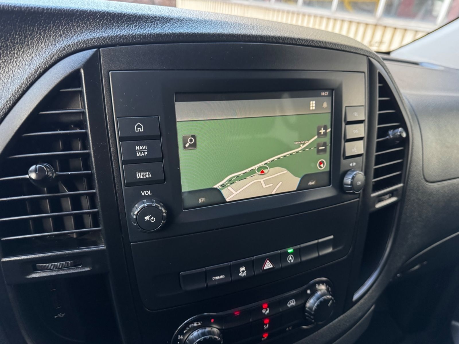 Mercedes-Benz Vito Tourer 114 CDI Pro extralang NAVI CAM Aut. foto 16
