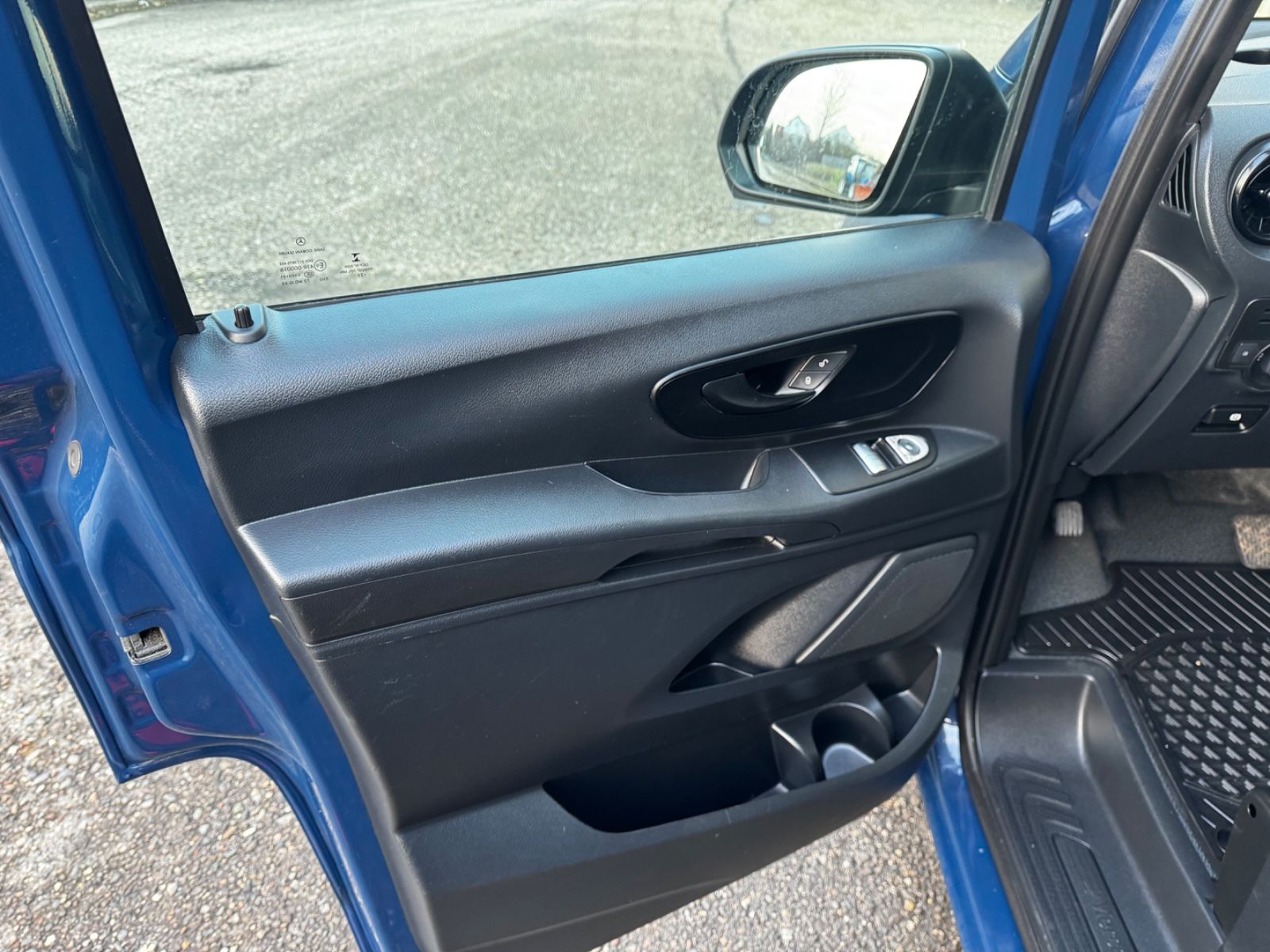 Mercedes-Benz Vito Tourer 114 CDI Pro extralang NAVI CAM Aut. foto 10