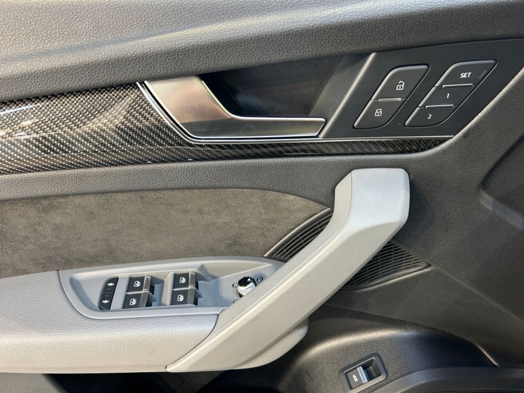 Audi SQ5 3.0 TDI quattro Fahrassist HUD Pano SHD Cam foto 17