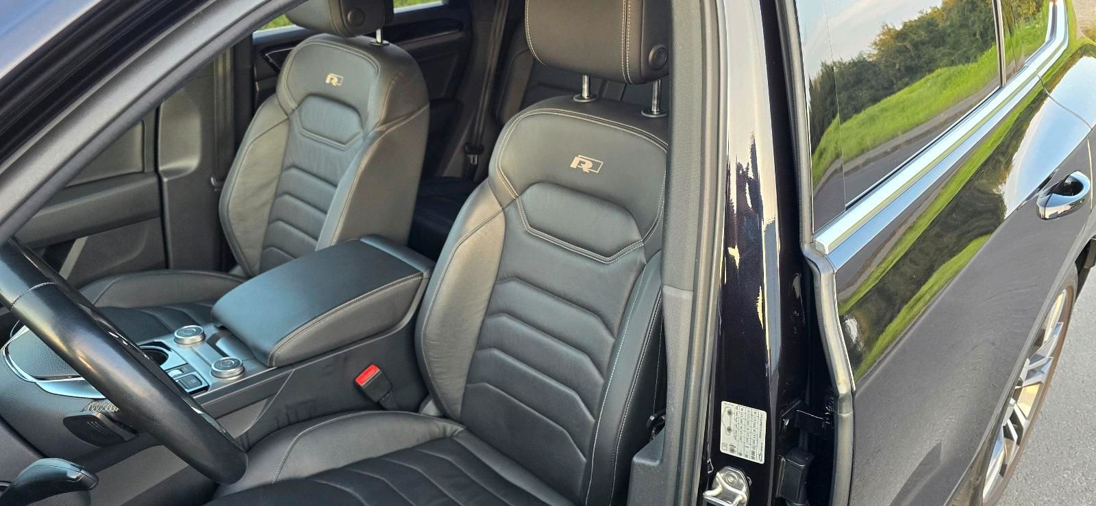 Volkswagen VW Touareg R-Line 21"Panorama STH  Luftfah... foto 7