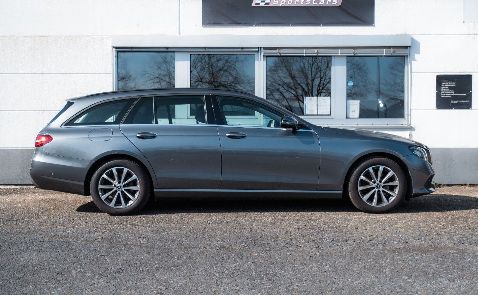 Mercedes-Benz E 220 d T-Modell foto 17