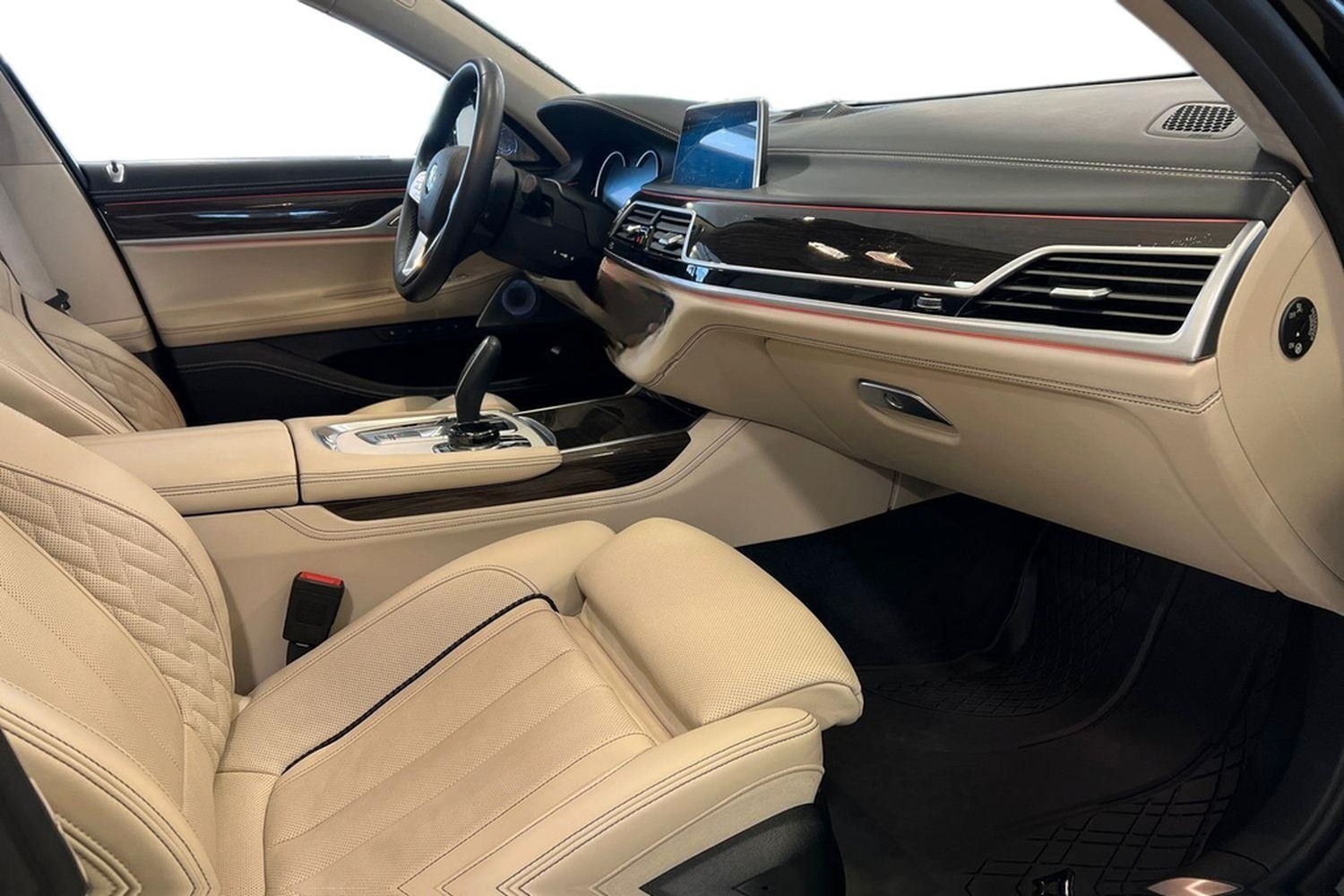 BMW Li xDrive Pure Exellence / B&W / Individual / Ex foto 12