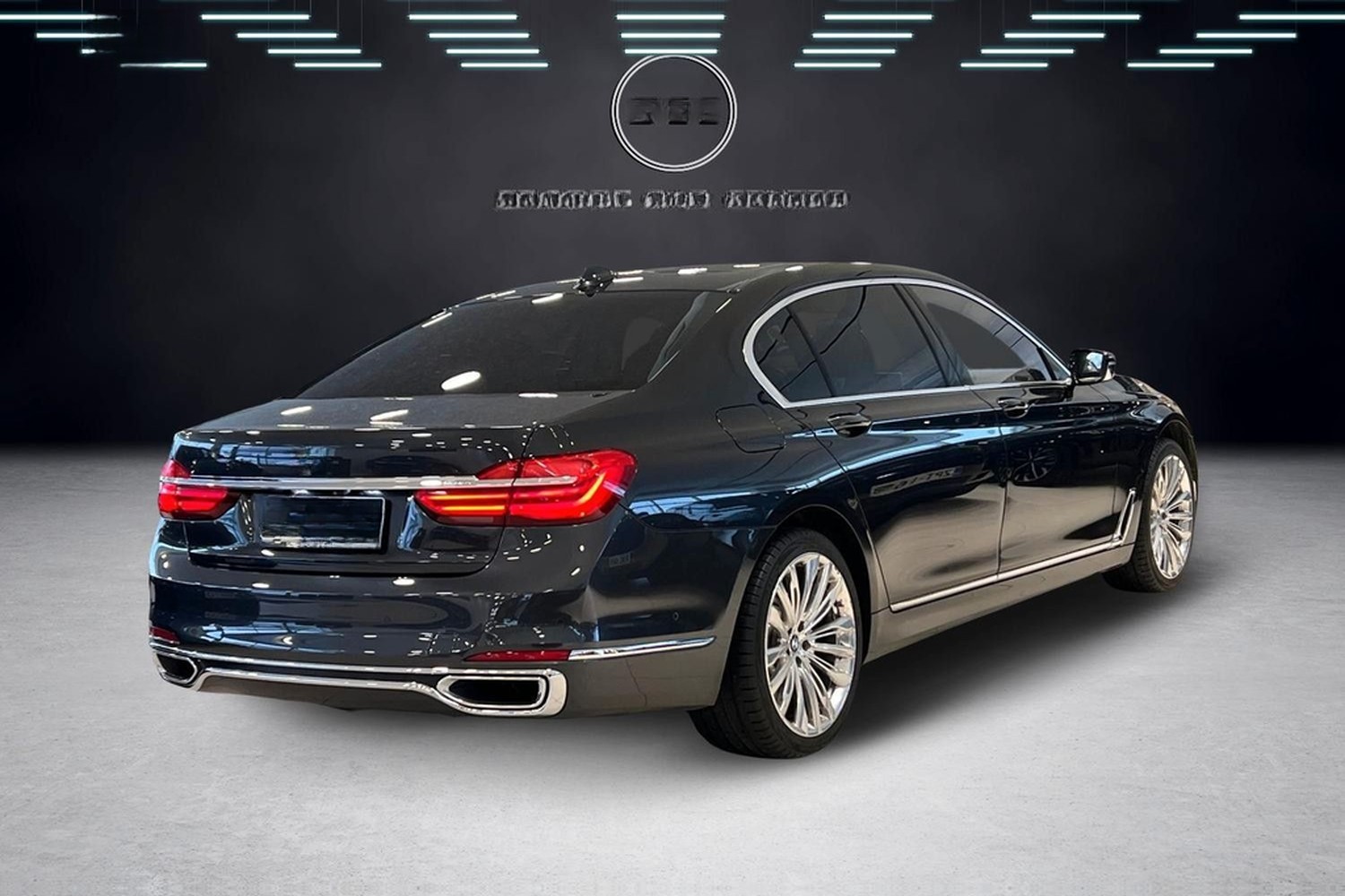 BMW Li xDrive Pure Exellence / B&W / Individual / Ex foto 3
