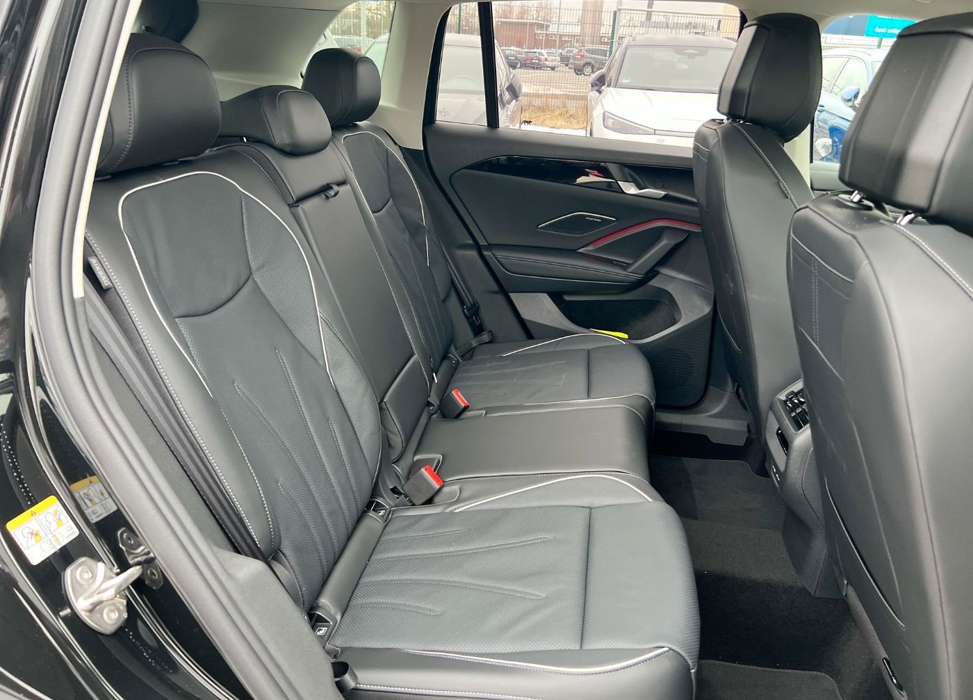Volkswagen Tiguan 1.5 l TSI eHybrid DSG Elegance Navi AHK foto 10