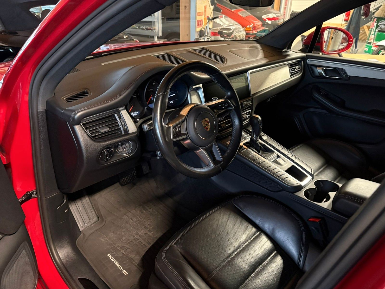 Porsche Macan GTS (deutsch, unfallfrei, Scheckheft) foto 10