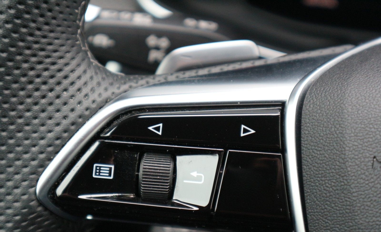 Audi S6 3.0 TDI Quattro +Sthzg+Luftf+Leder+AHK+B&O foto 15