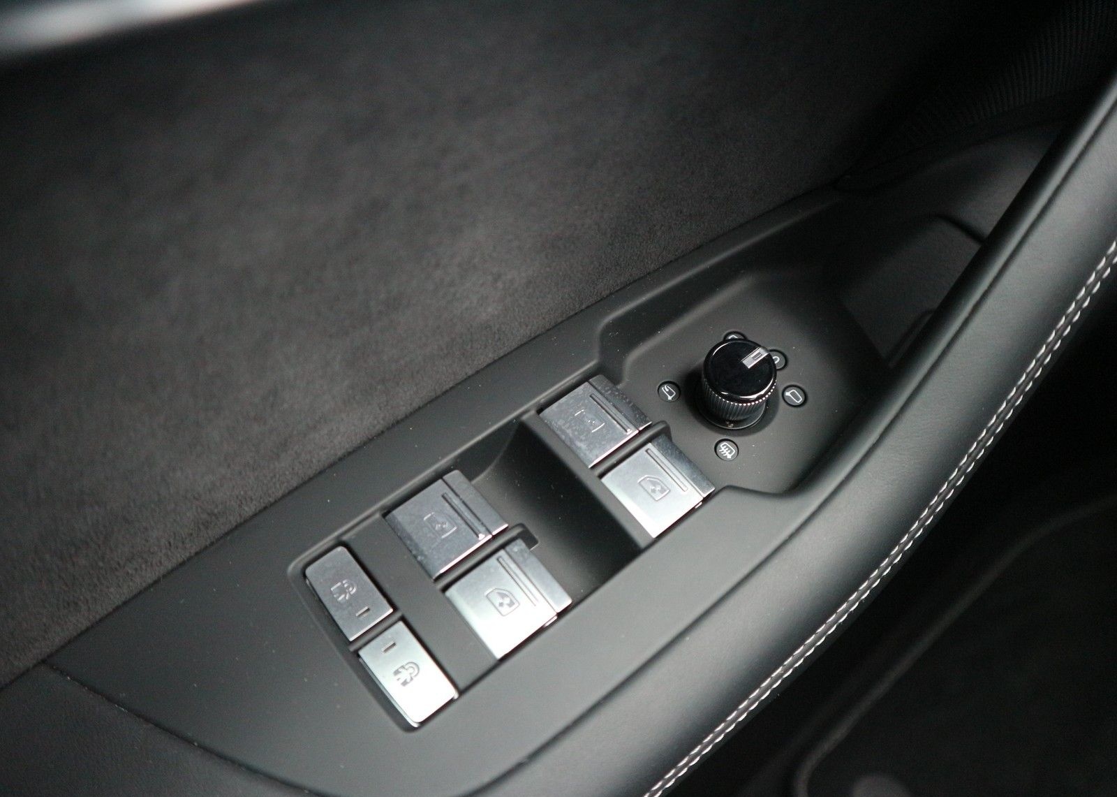 Audi S6 3.0 TDI Quattro +Sthzg+Luftf+Leder+AHK+B&O foto 24